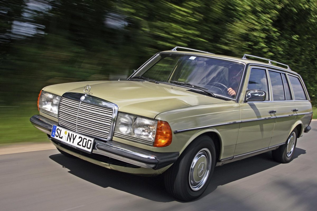 Mercedes 240