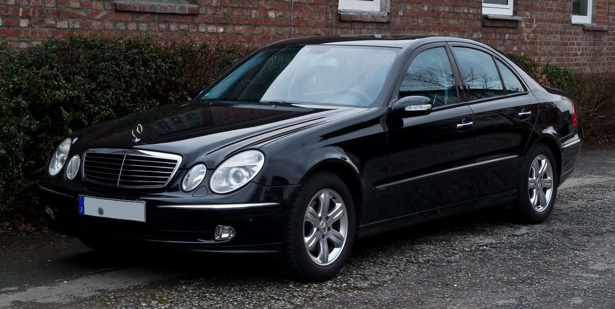 Mercedes-Benz w211