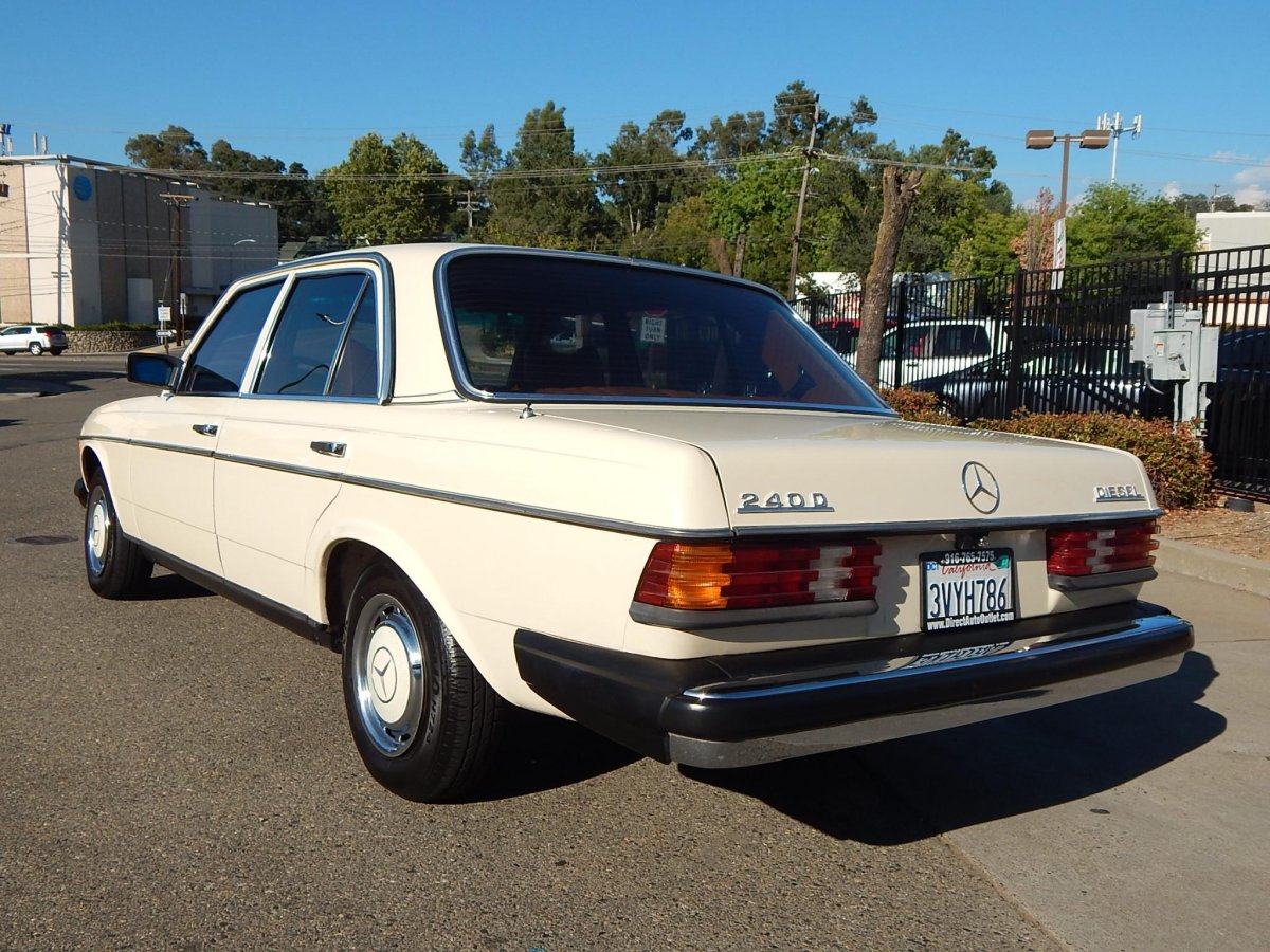 Мерседес 240d 1984