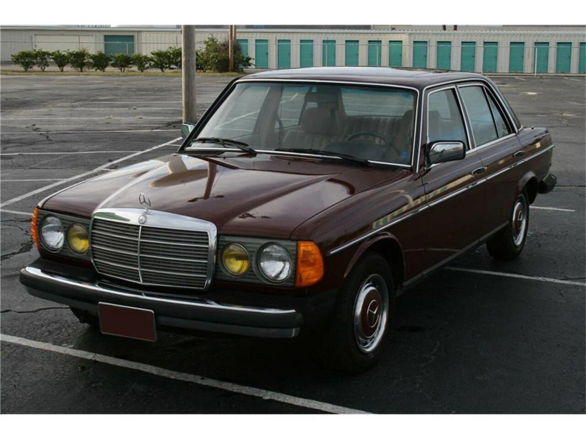 Mercedes Benz 240