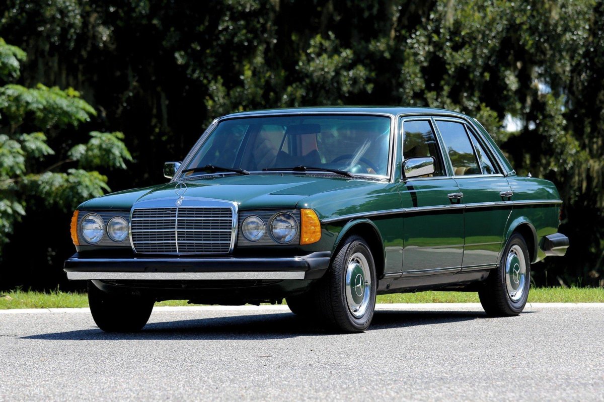 Mercedes-Benz w123 240