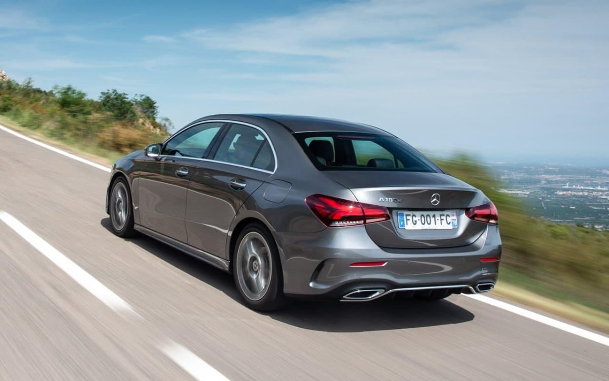 Мерседес а 180 седан