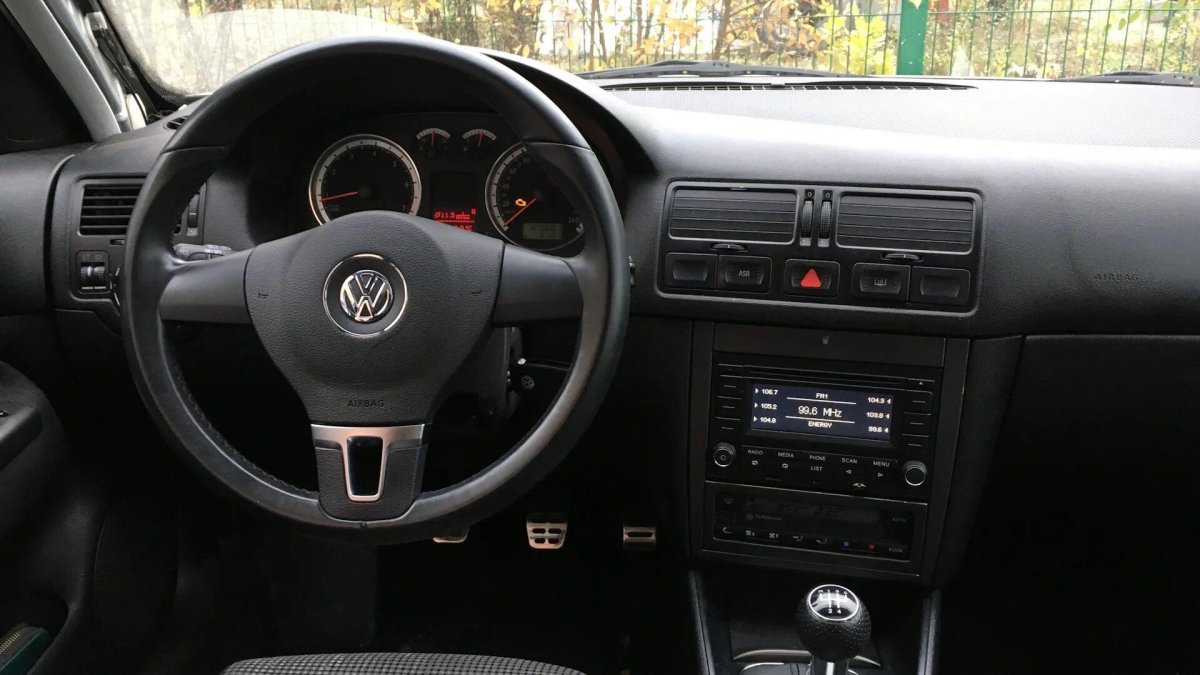 Фольксваген Бора 2004 салон