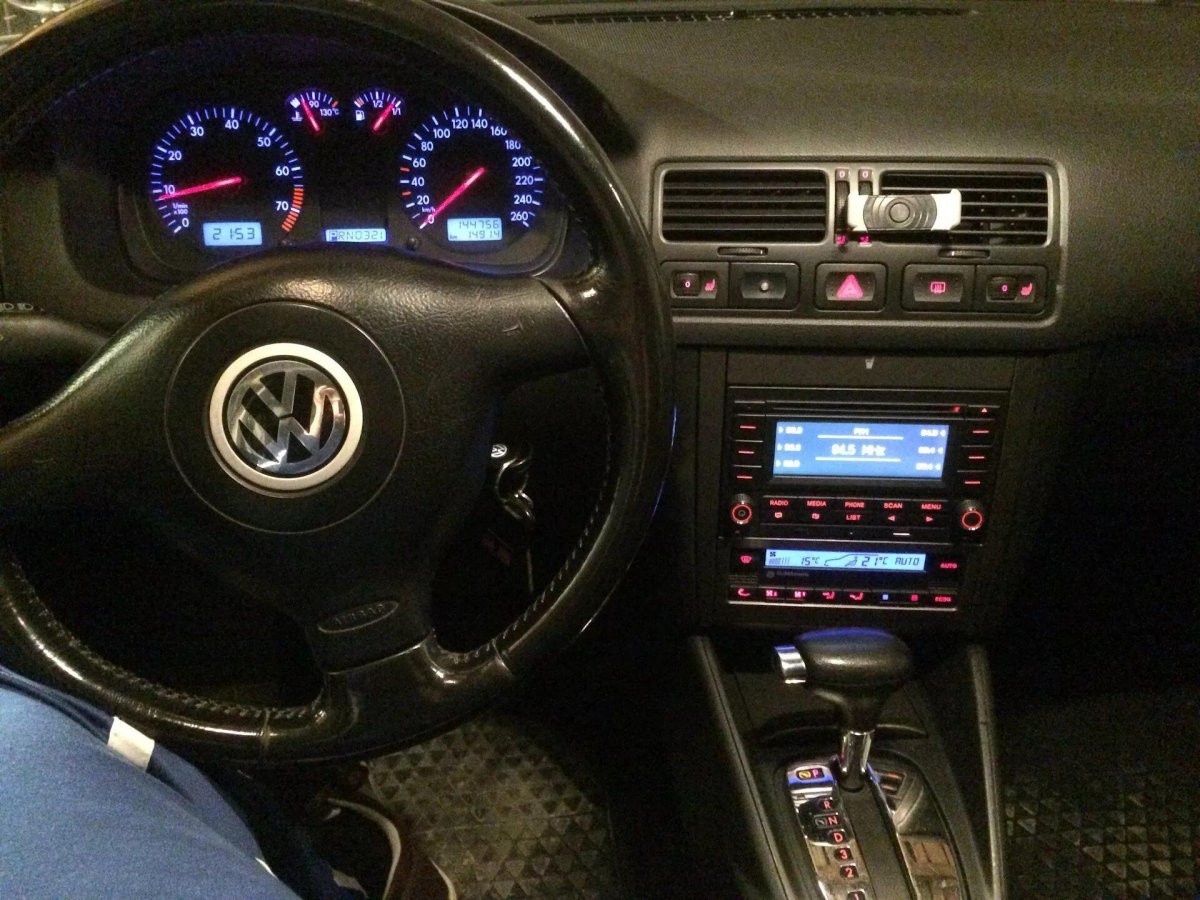 Volkswagen Bora 2002 салон