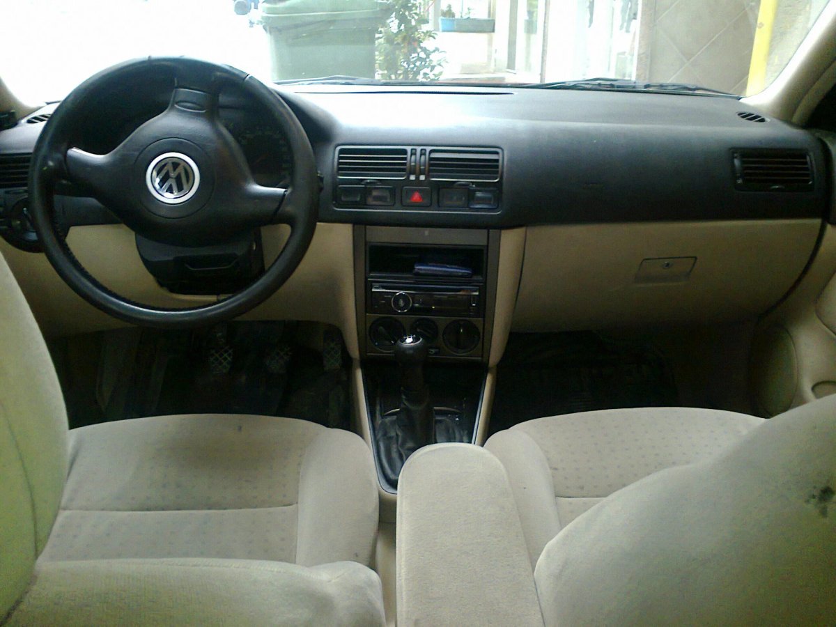 Volkswagen Bora 1999 салон