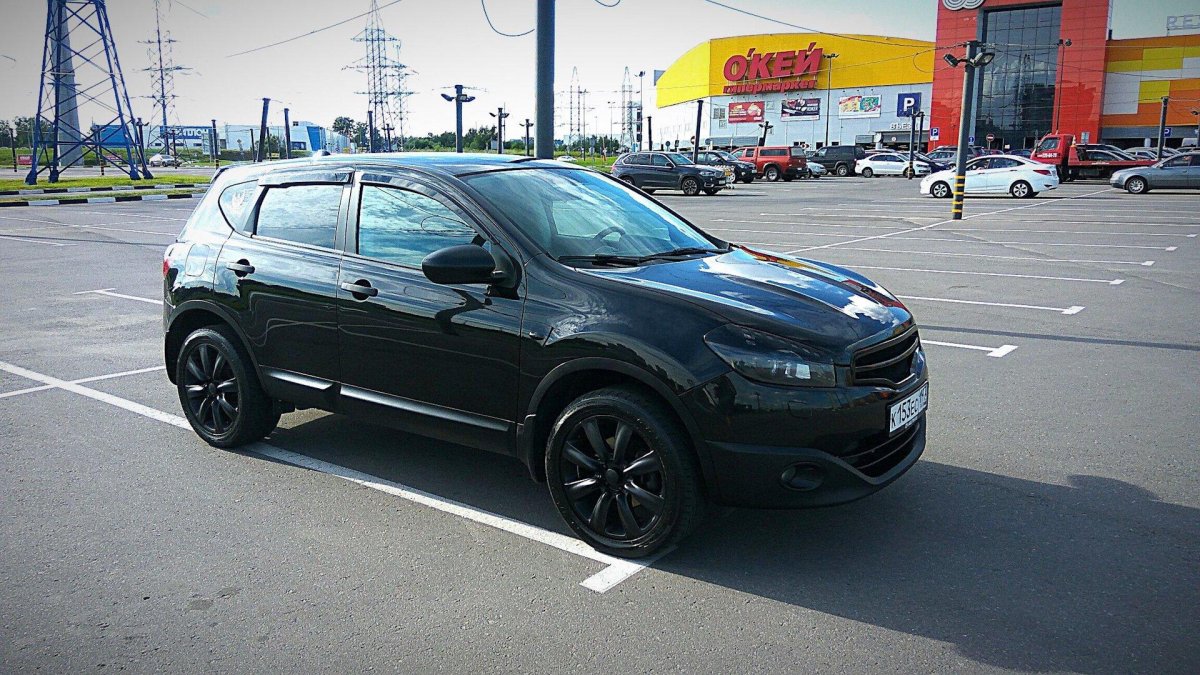 Nissan Qashqai j10 черный