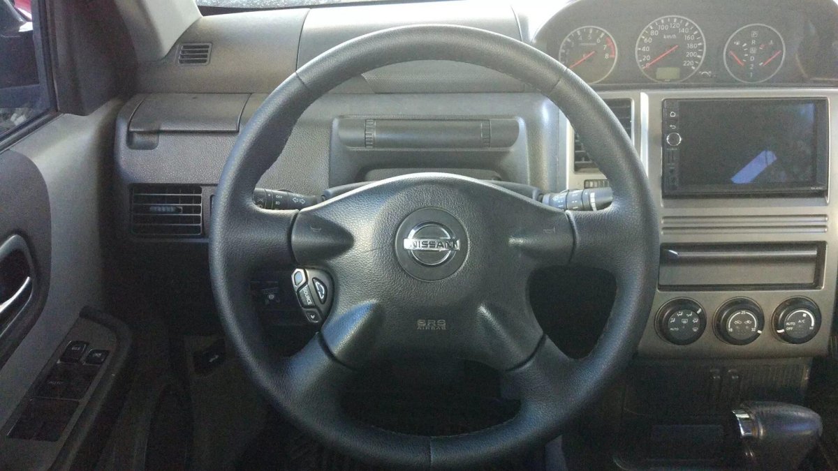 Nissan x-Trail t30 руль