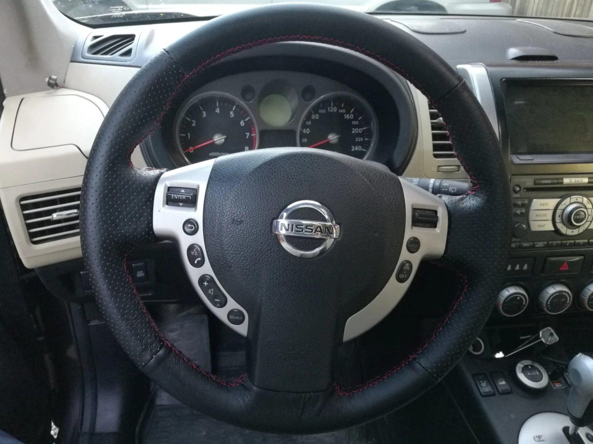 Руль икстрейл т31