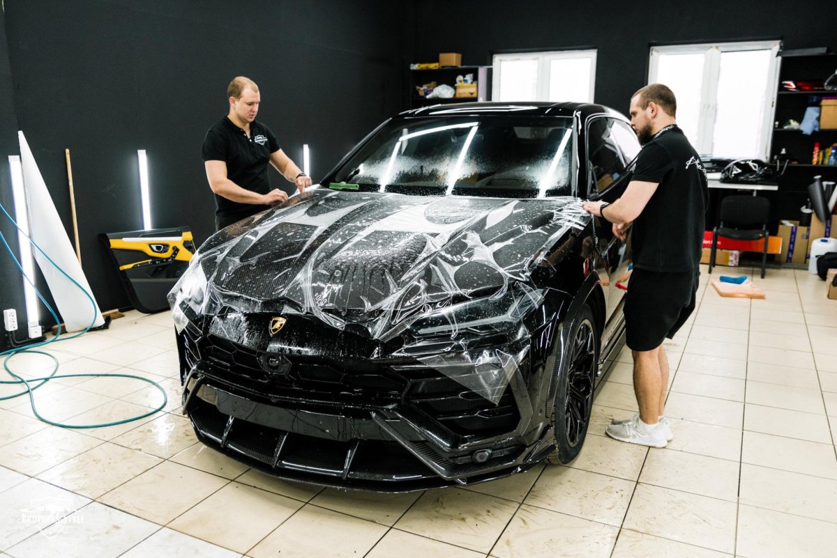 Защита авто антигравийной пленкой