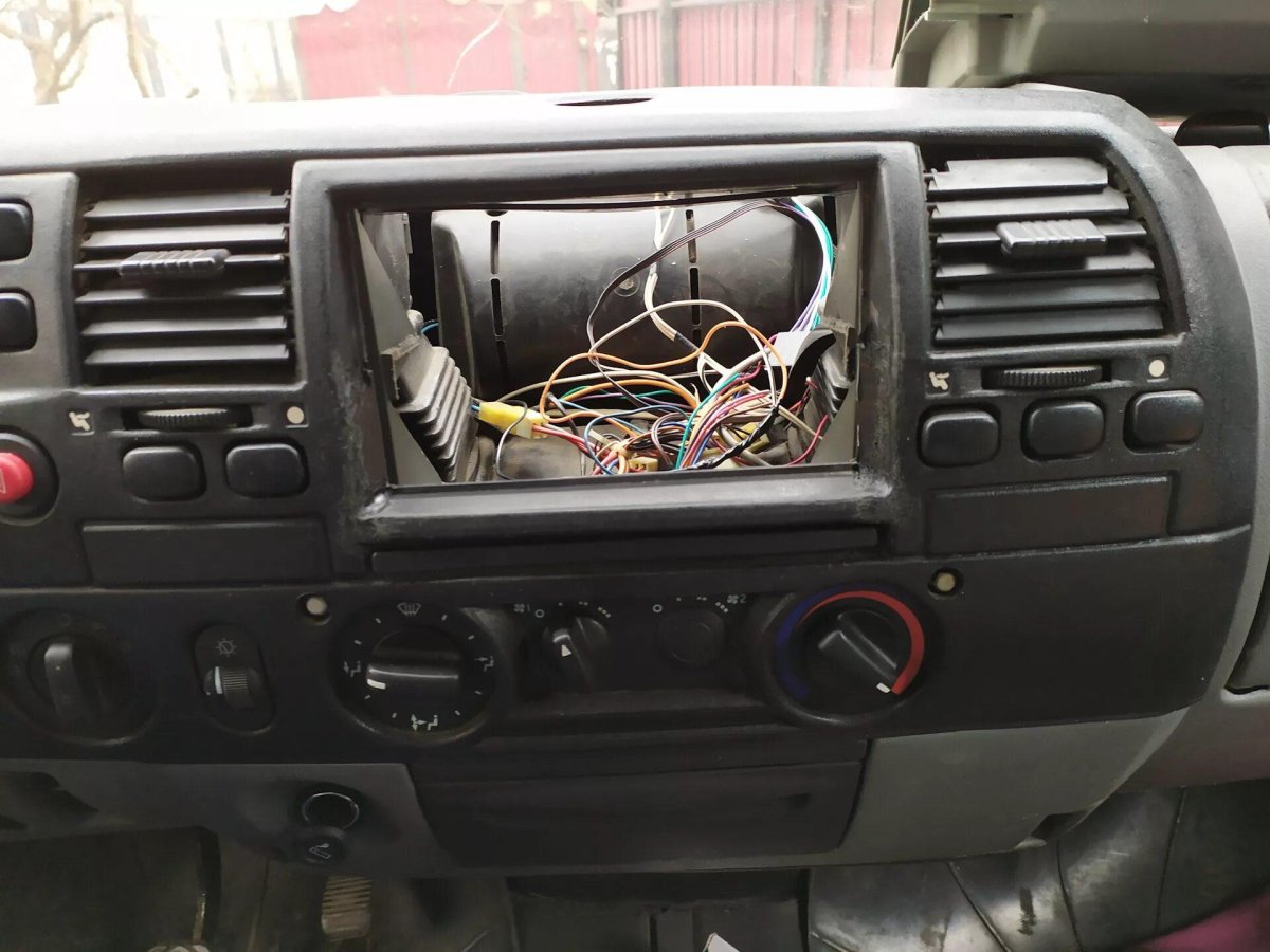 2 Din магнитола в Газель