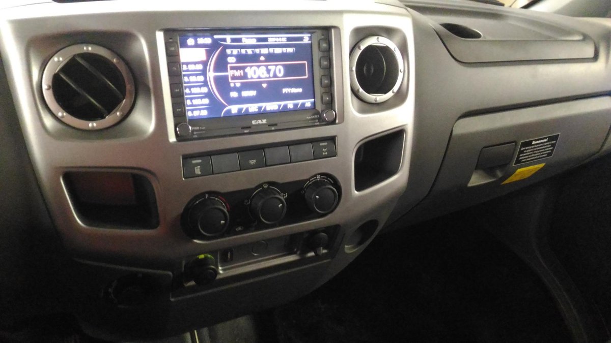 Штатная магнитола Газель Некст 2din