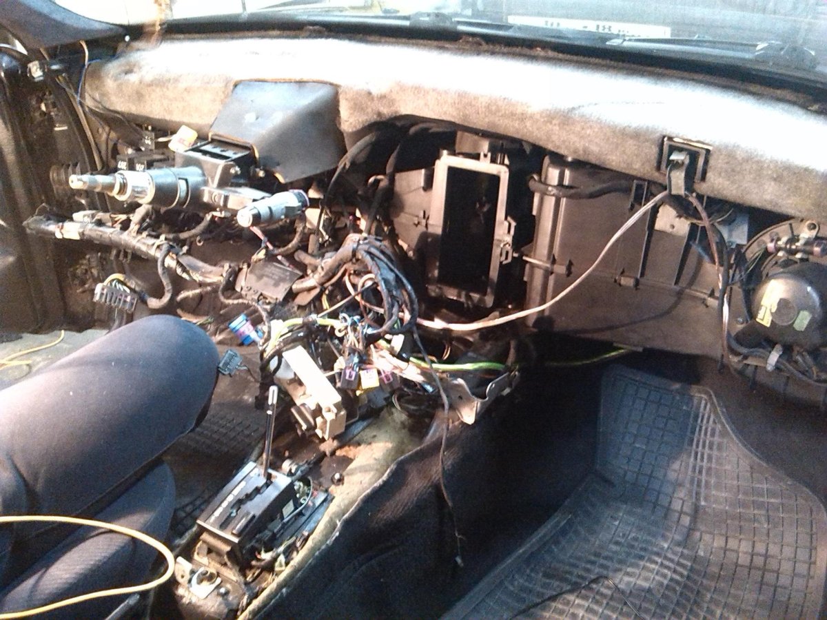 Радиатор печки Ауди 80 б4 2.0