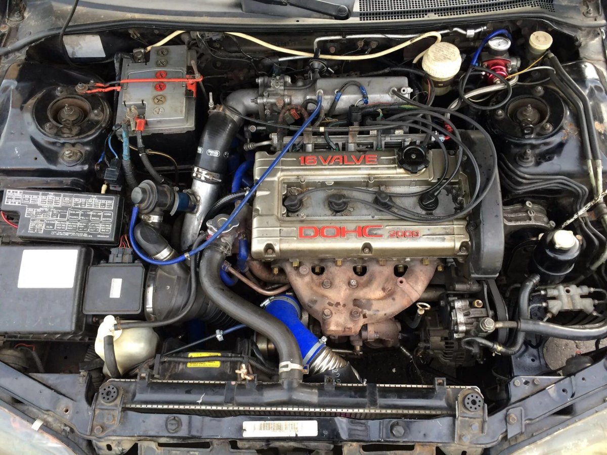 Митсубиси Эклипс 1995 под капотом