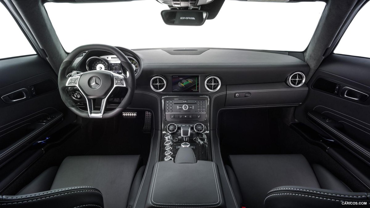 Mercedes Benz SLS AMG Interior