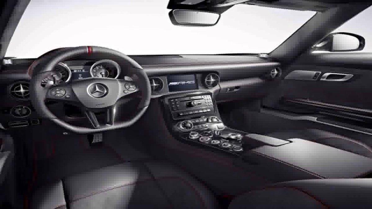 Mercedes Benz SLS AMG Interior