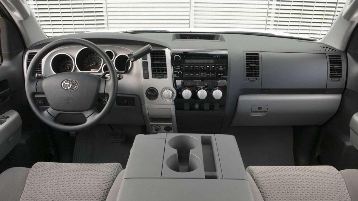 Тойота тундра 2 поколения