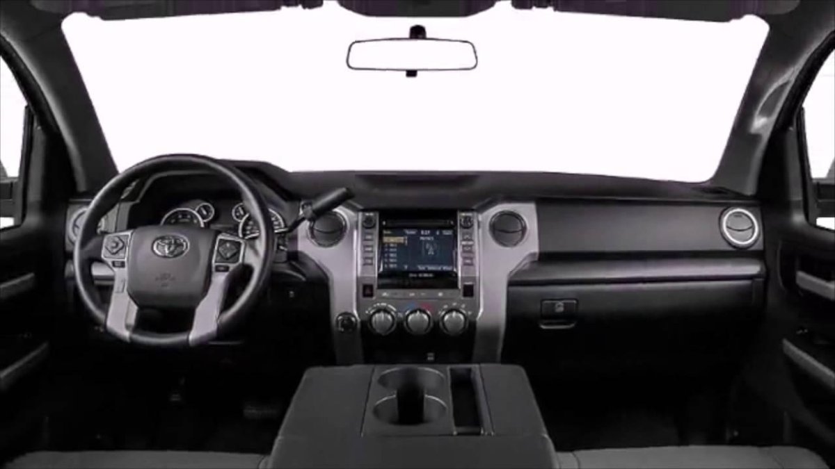 Toyota Tundra 2014 салон