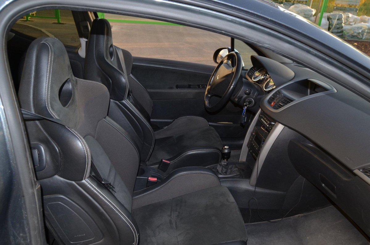 Peugeot 207 RC