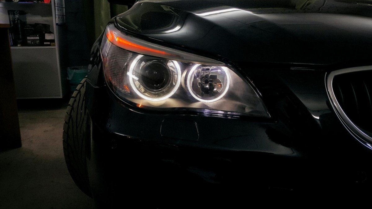 Передние фары на БМВ Е 60