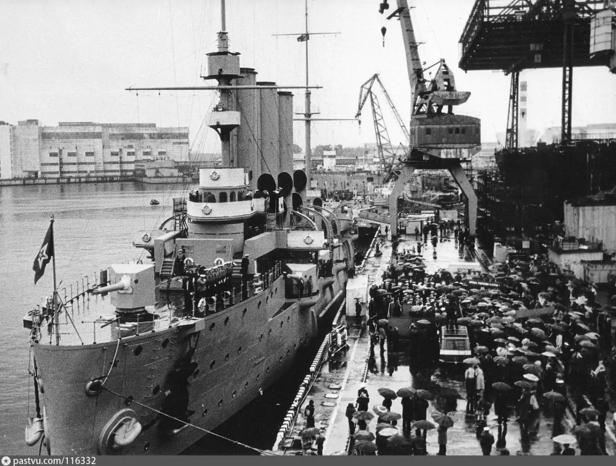 Крейсер Аврора 1917