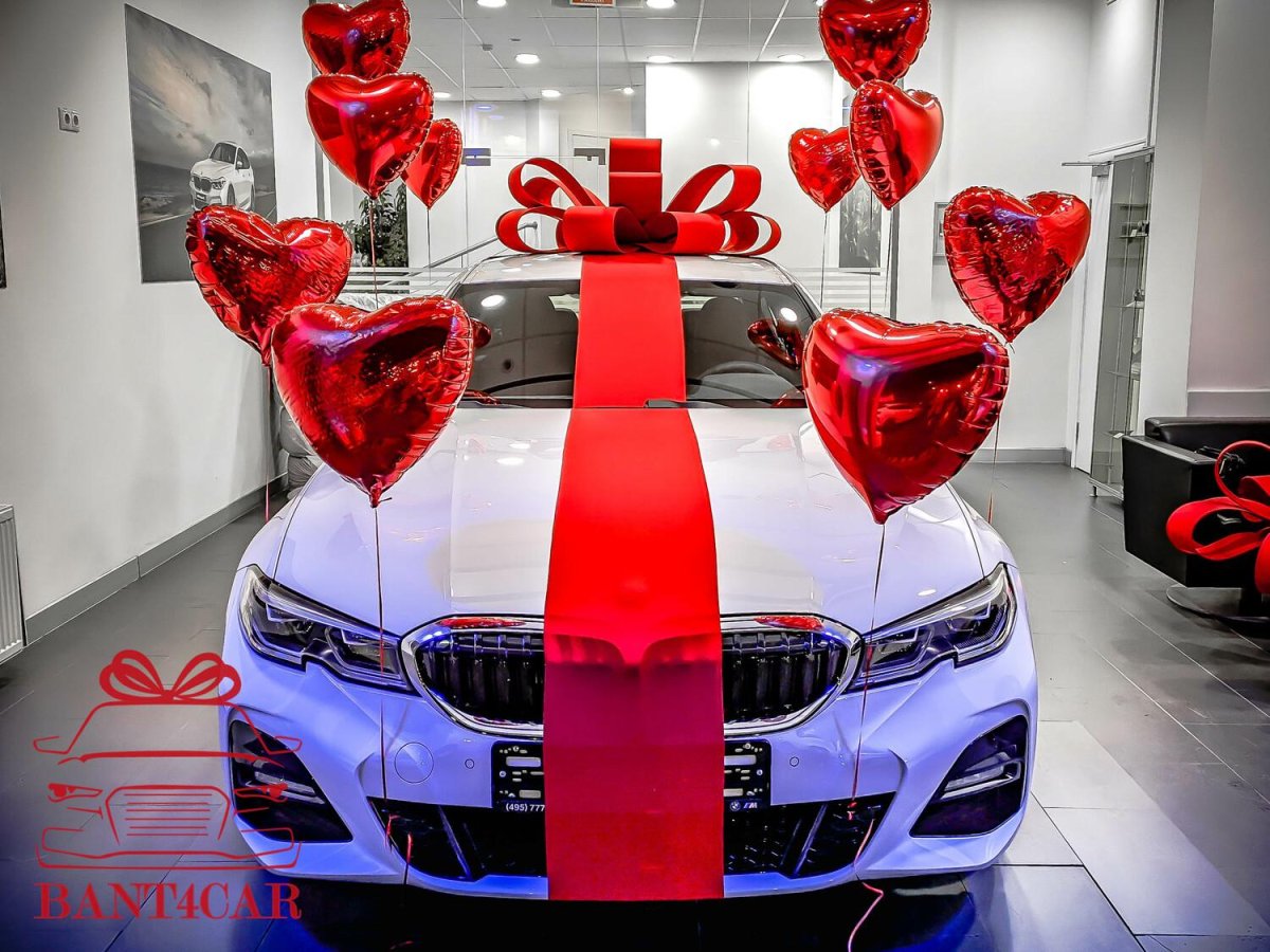 Автомобиль с бантиком