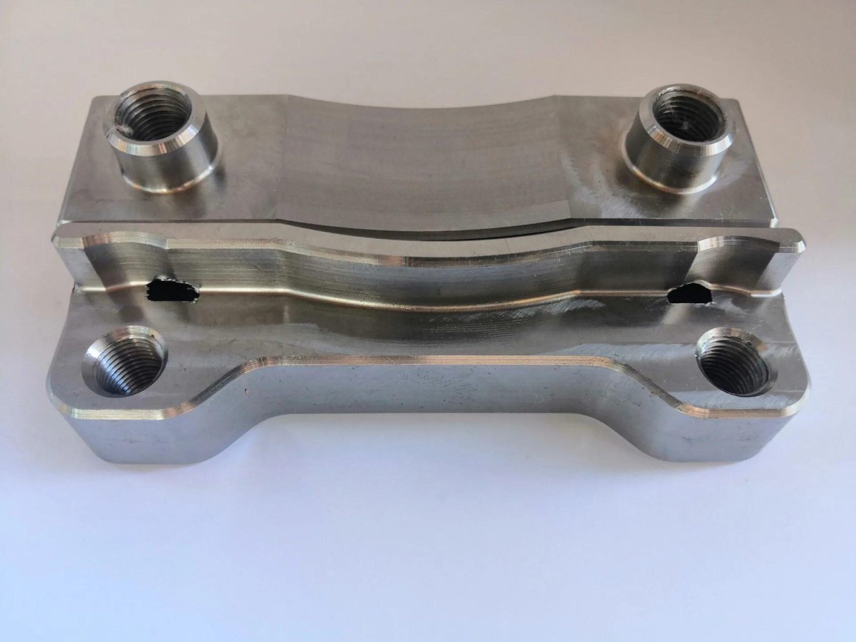 Суппорта Lexus RX 2