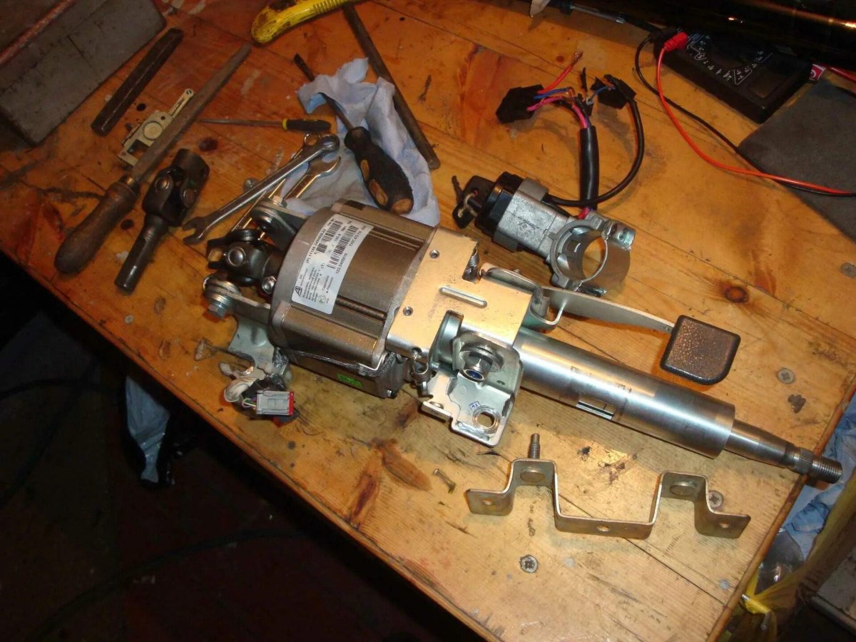 Электроусилитель руля ВАЗ 2170