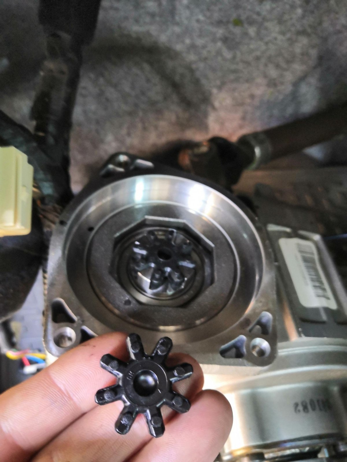 Муфта электроусилителя i30