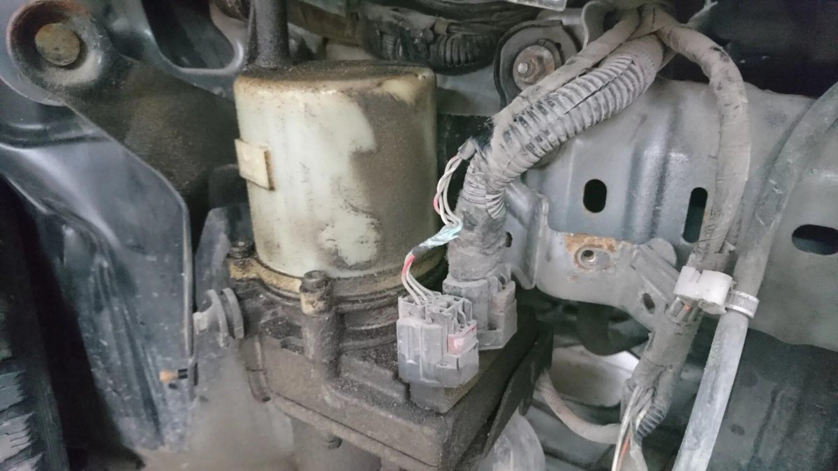 ЭГУР Мазда 3 бл провода