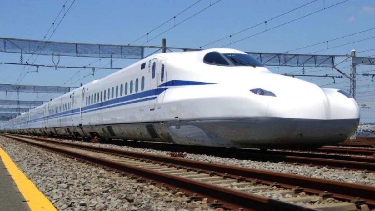 Shinkansen n700s