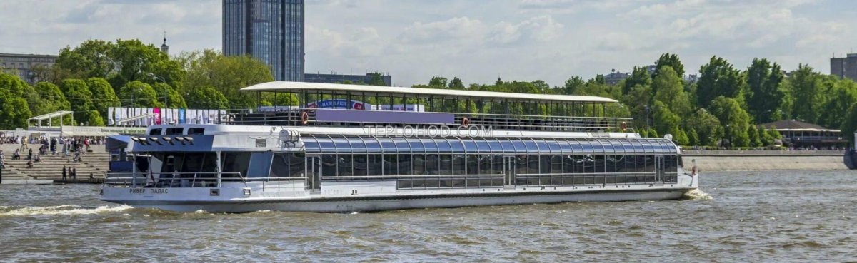 River Palace теплоход