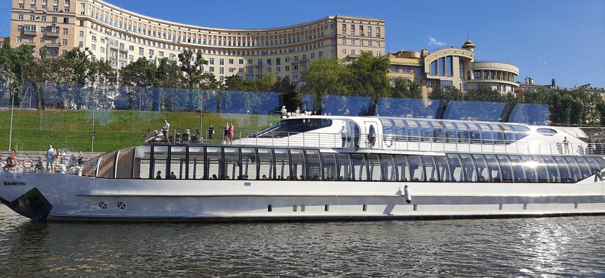 River Palace теплоход