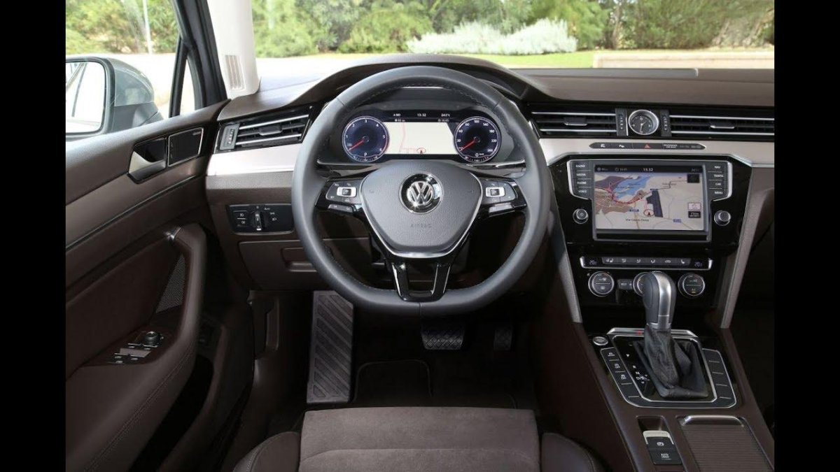 VW Passat b8 салон