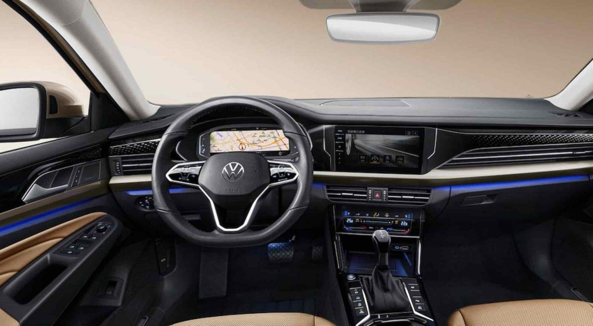 VW Passat 2022 салон