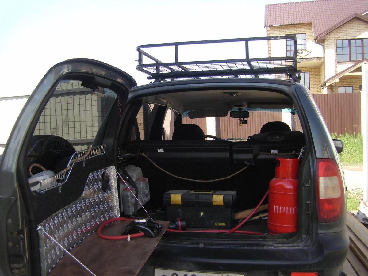 Шеви Нива багажник