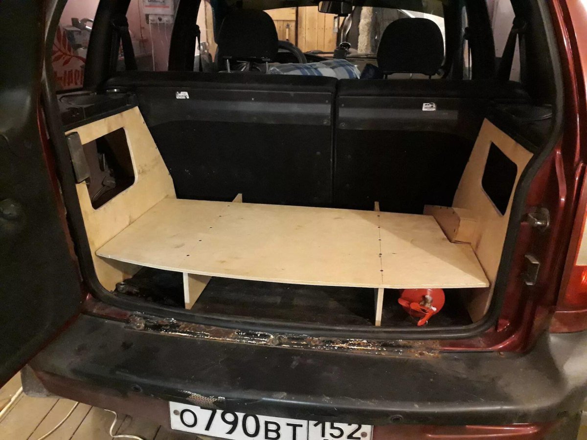 Багажный отсек Нива Шевроле