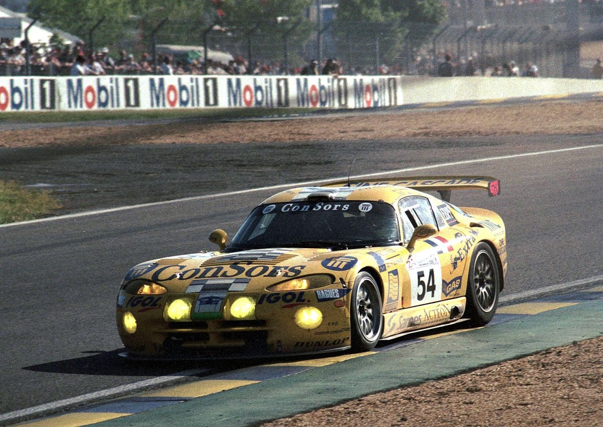 Chrysler Viper GTR le man 10