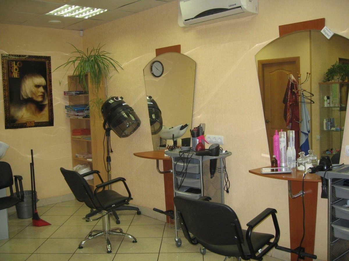 Парикмахерская на Бардина 1