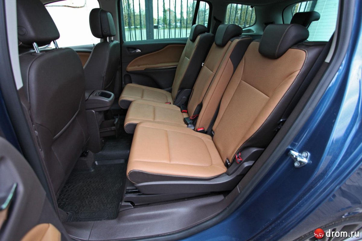 Опель Зафира 7 местный