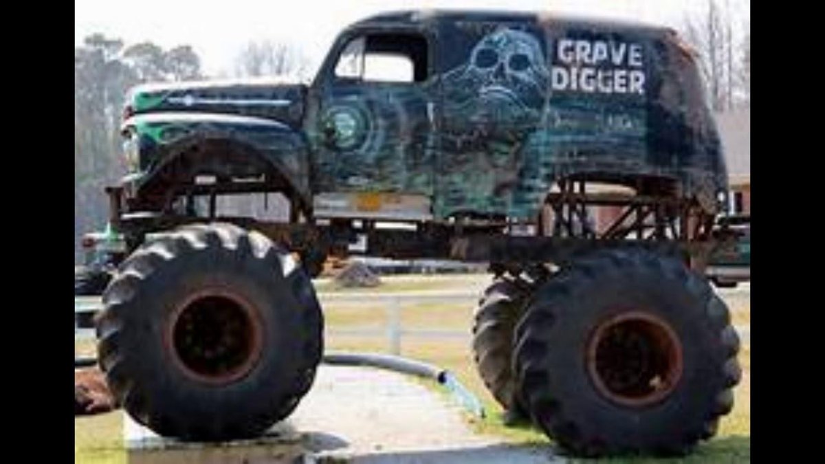 Монстр трак Monster Jam Grave Digger