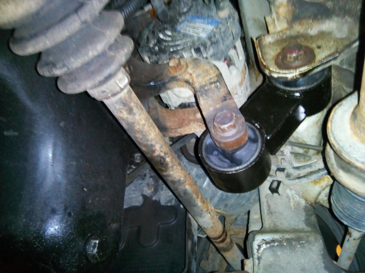 Опора двигателя Матиз 0.8 задняя