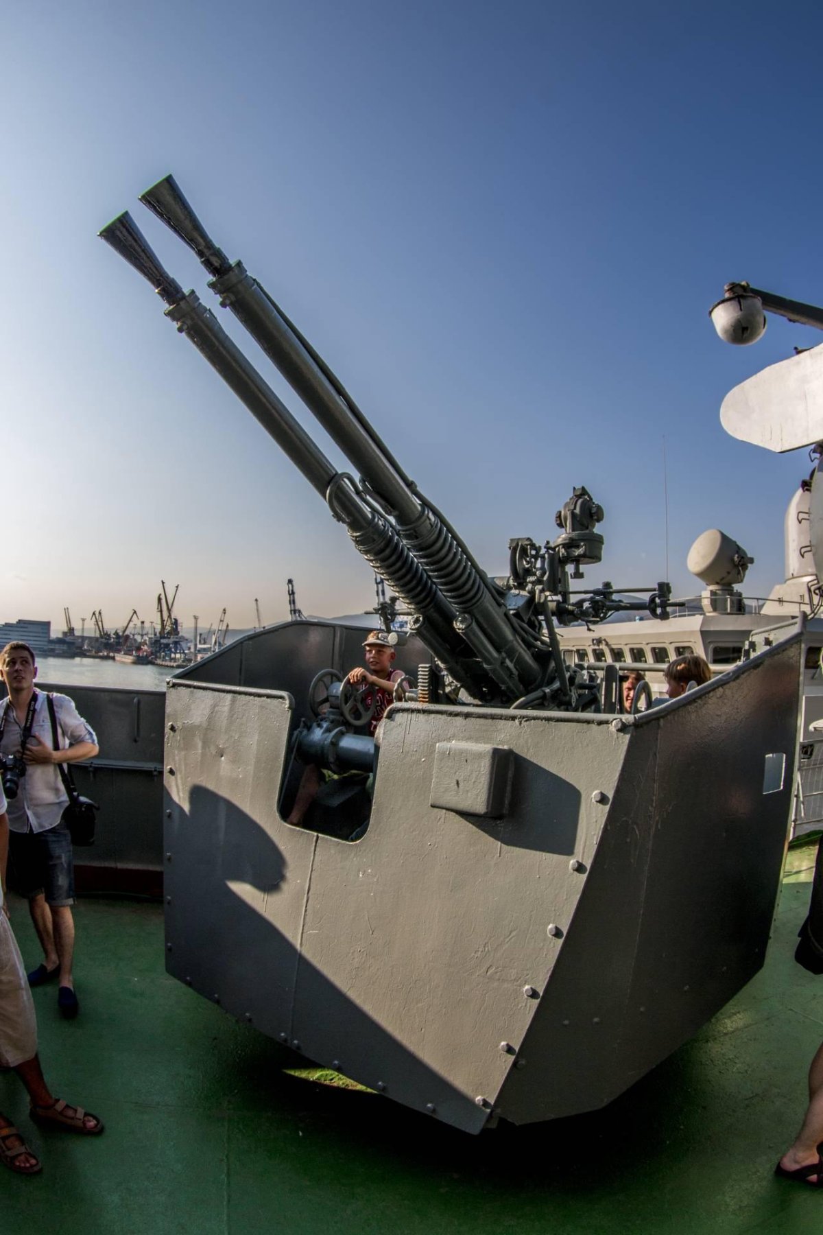 Зенитные установки на кораблях