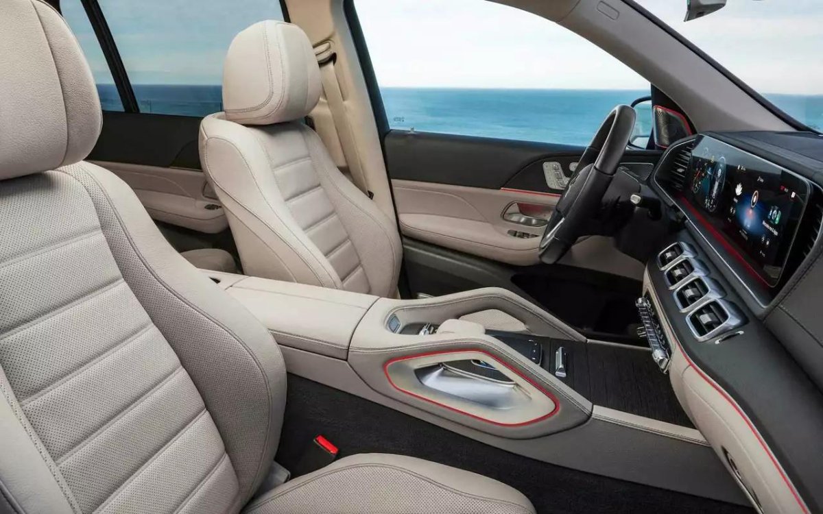 Mercedes Benz GLS 580 салон