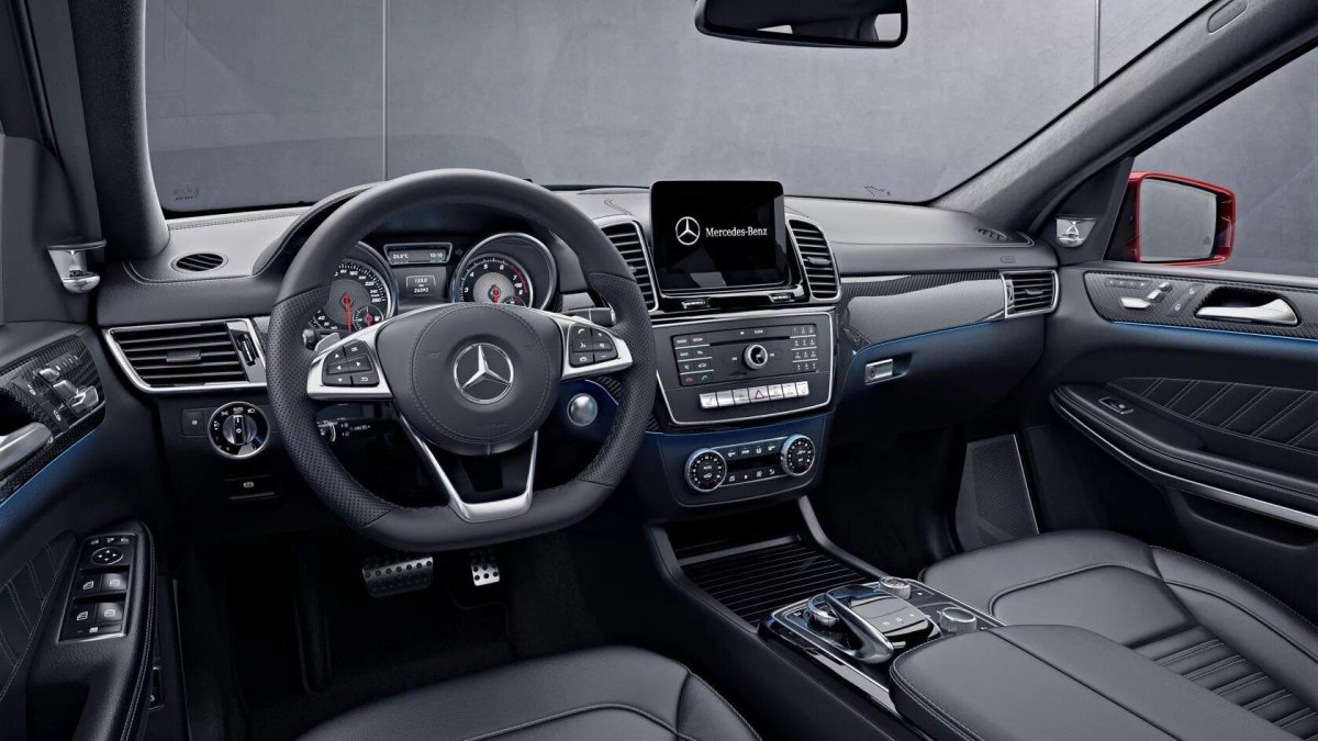 Mercedes-Benz GLS 350d салон