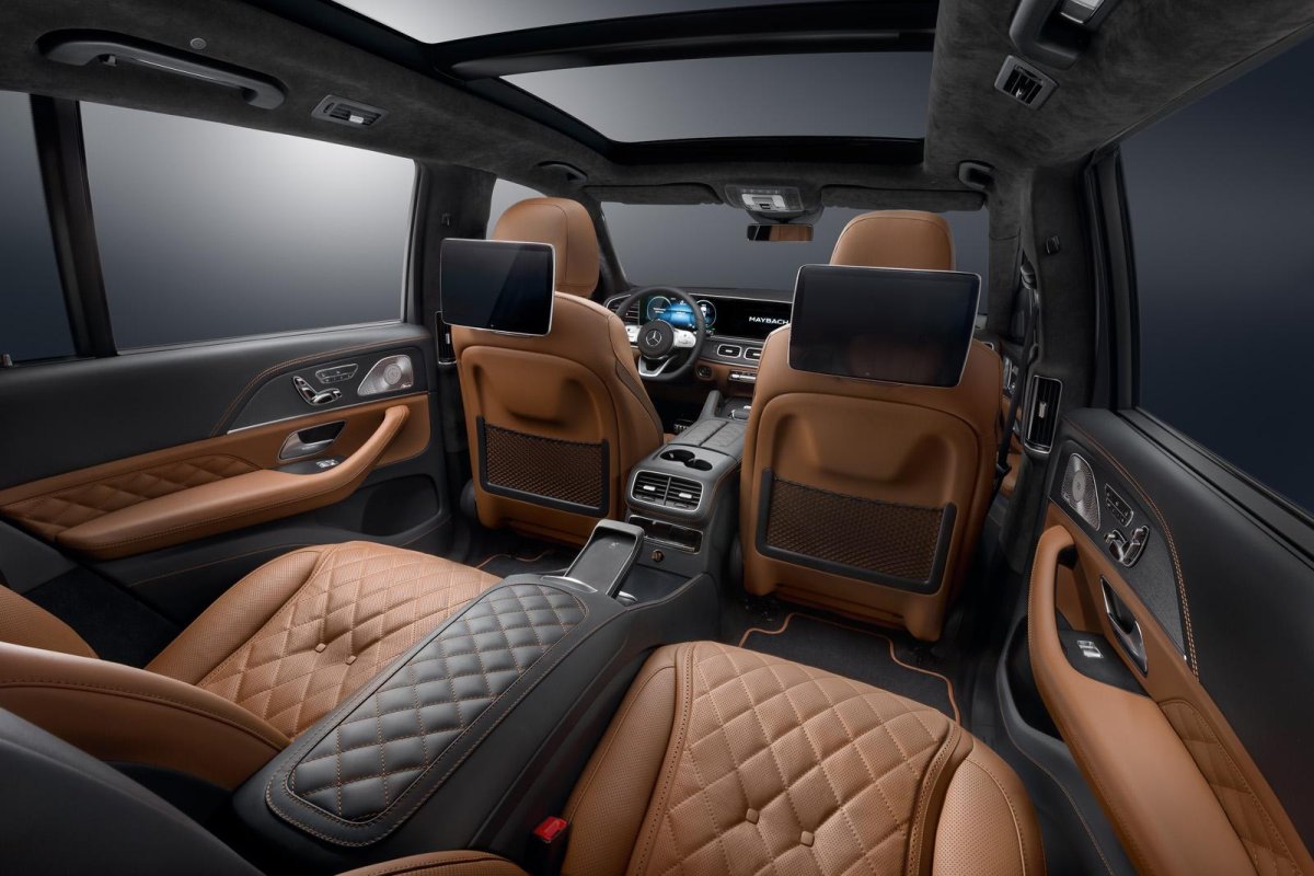 Мерседес Бенц GLS салон 2021