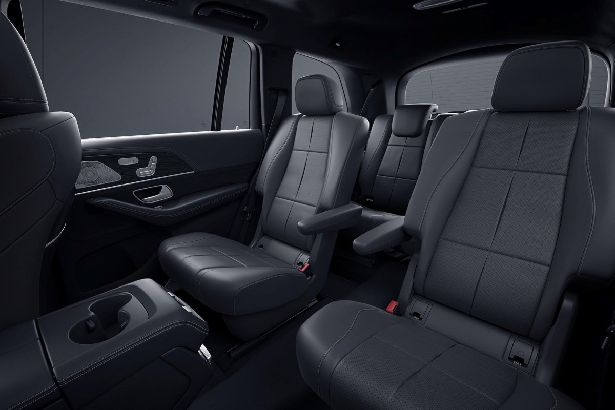 7 Местный Мерседес GLS