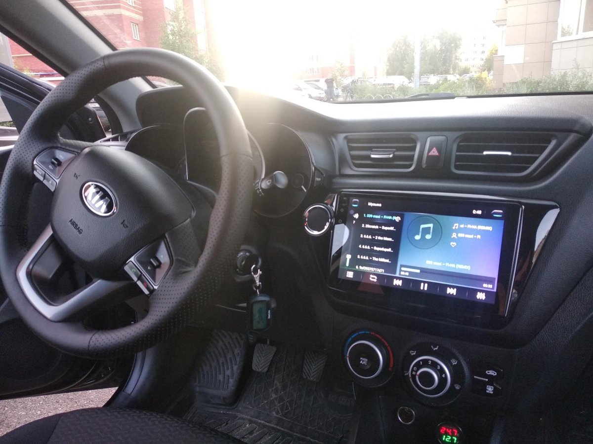 Сенсорная магнитола Киа Рио 3