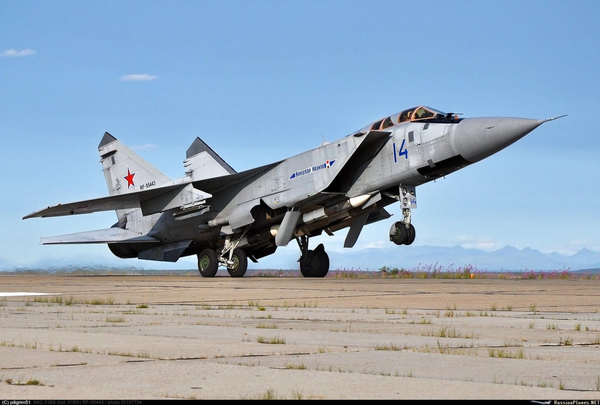Самолет миг-31бм