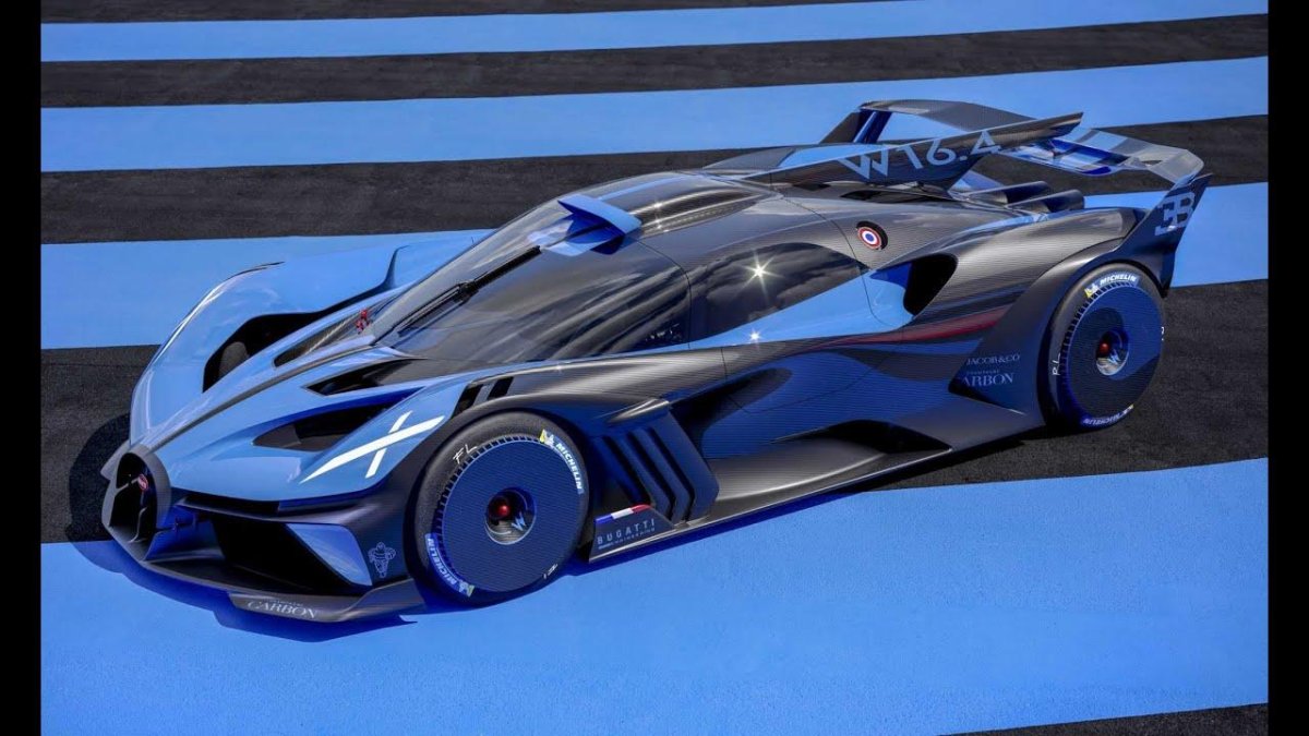 Бугатти Болид 2021