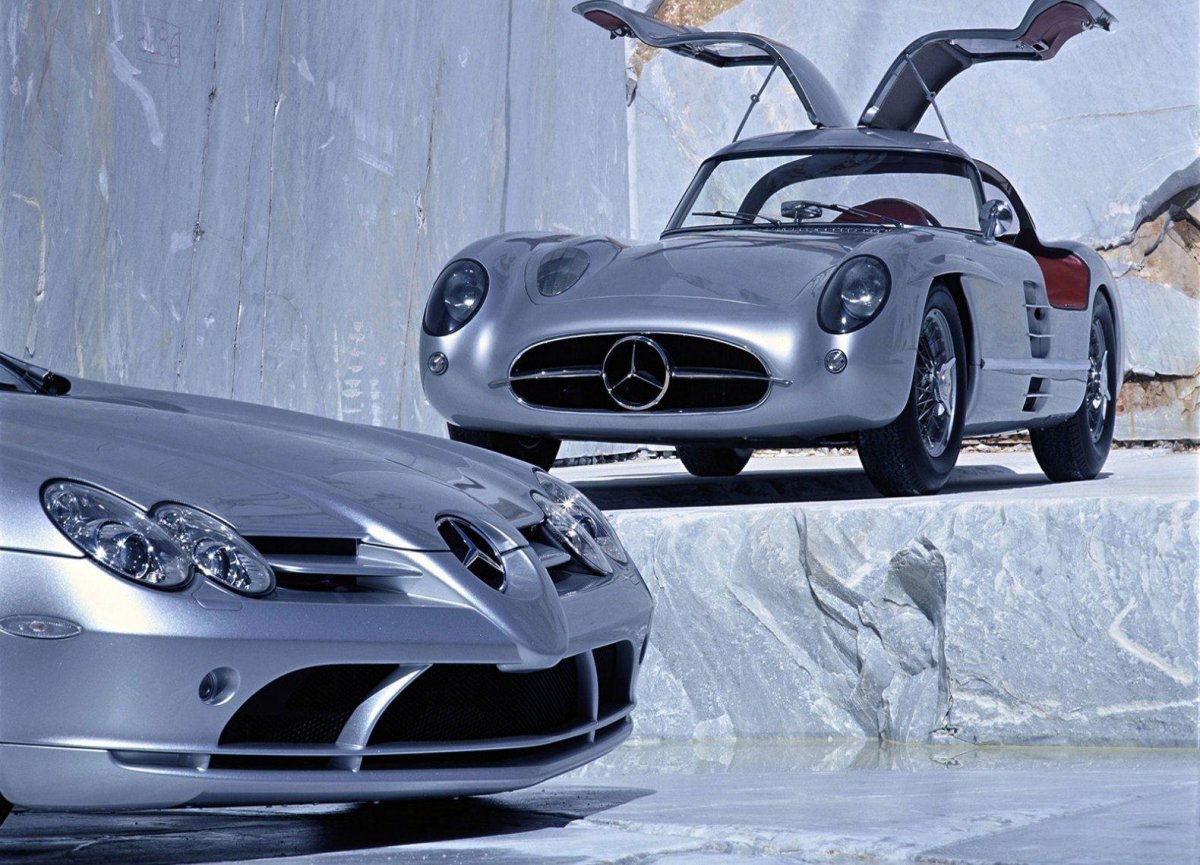 Mercedes-Benz SLR MCLAREN 2004